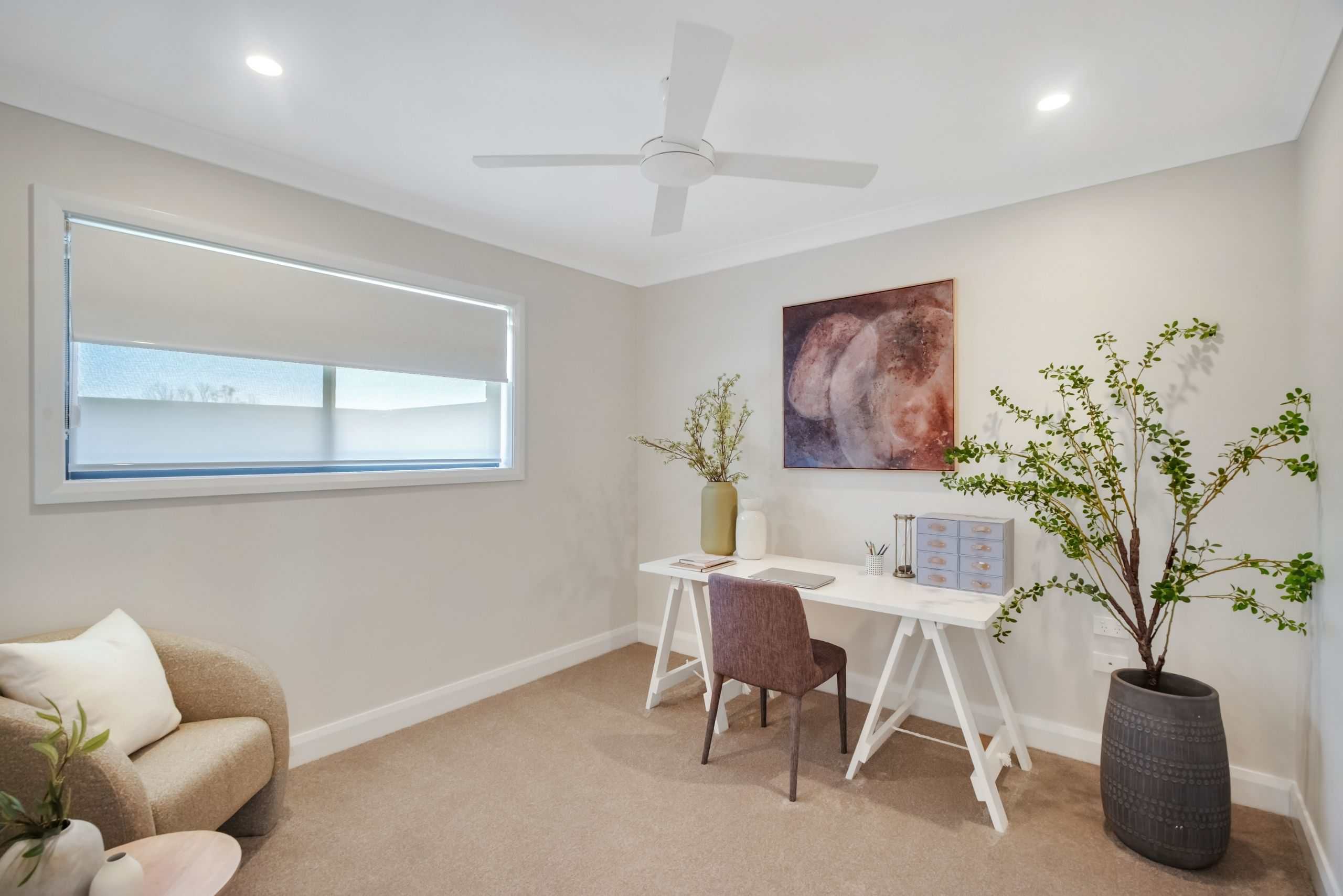 Oak Tree Retirement Village_Dubbo_Winton_Bedroom_2560x1709