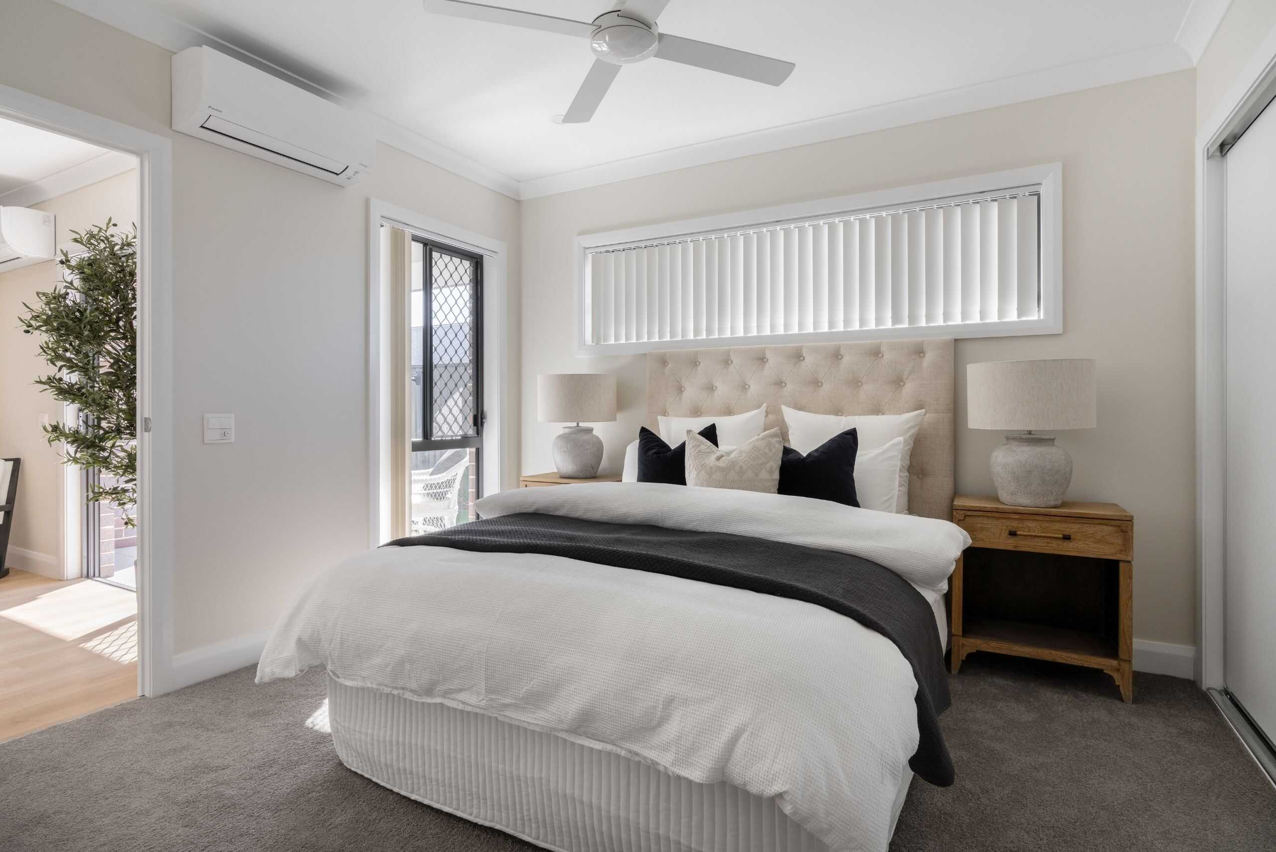 Oak Tree retirement villa master bedroom with ensuite access