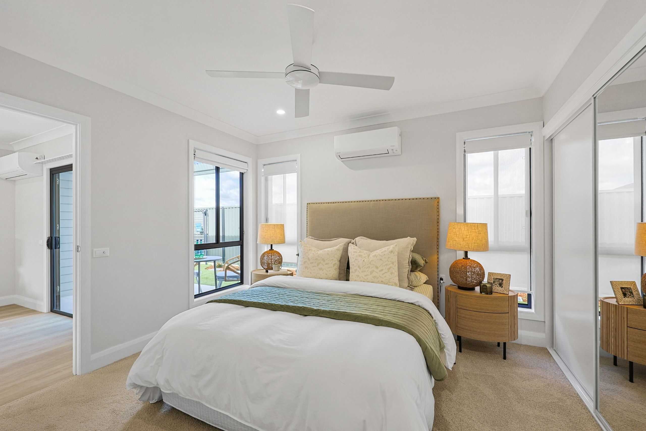 Oak Tree Retirement Village_Mudgee_Villa Type B_Bedroom_Website 2560x1709