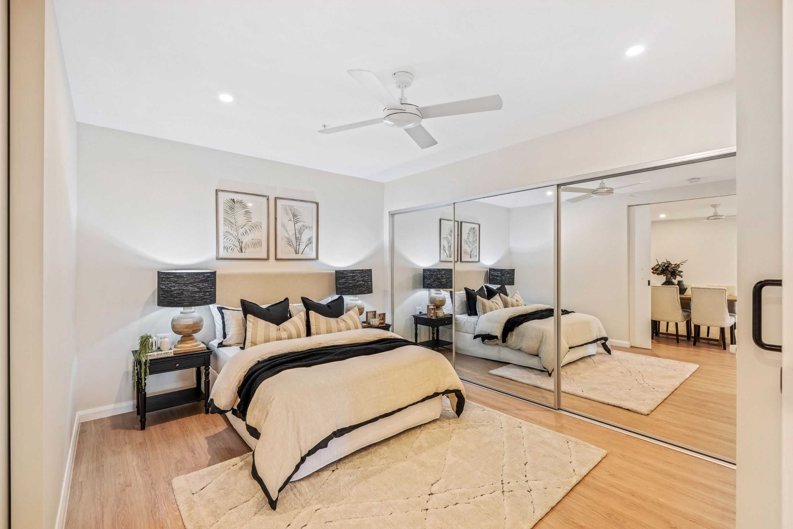 Oak Tree Retirement Village_Pelican_Apartment 216_Bedroom_2560x1709 (3)