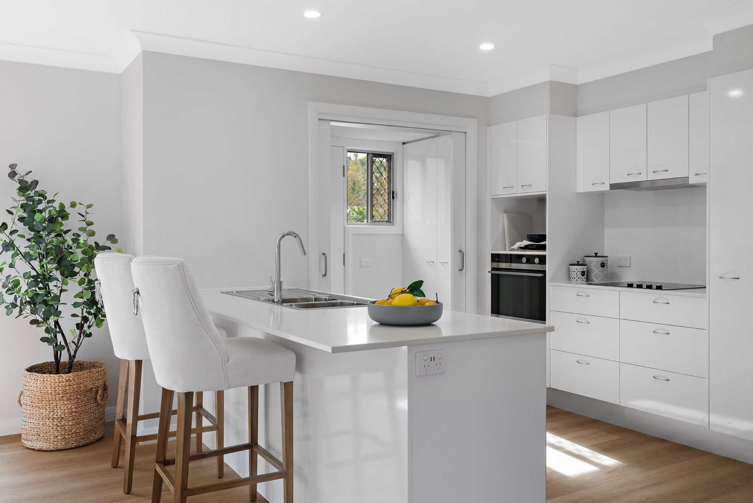Oak Tree Retirement Village_Rutherford_Villa 63_Kitchen_Website 2560x1709