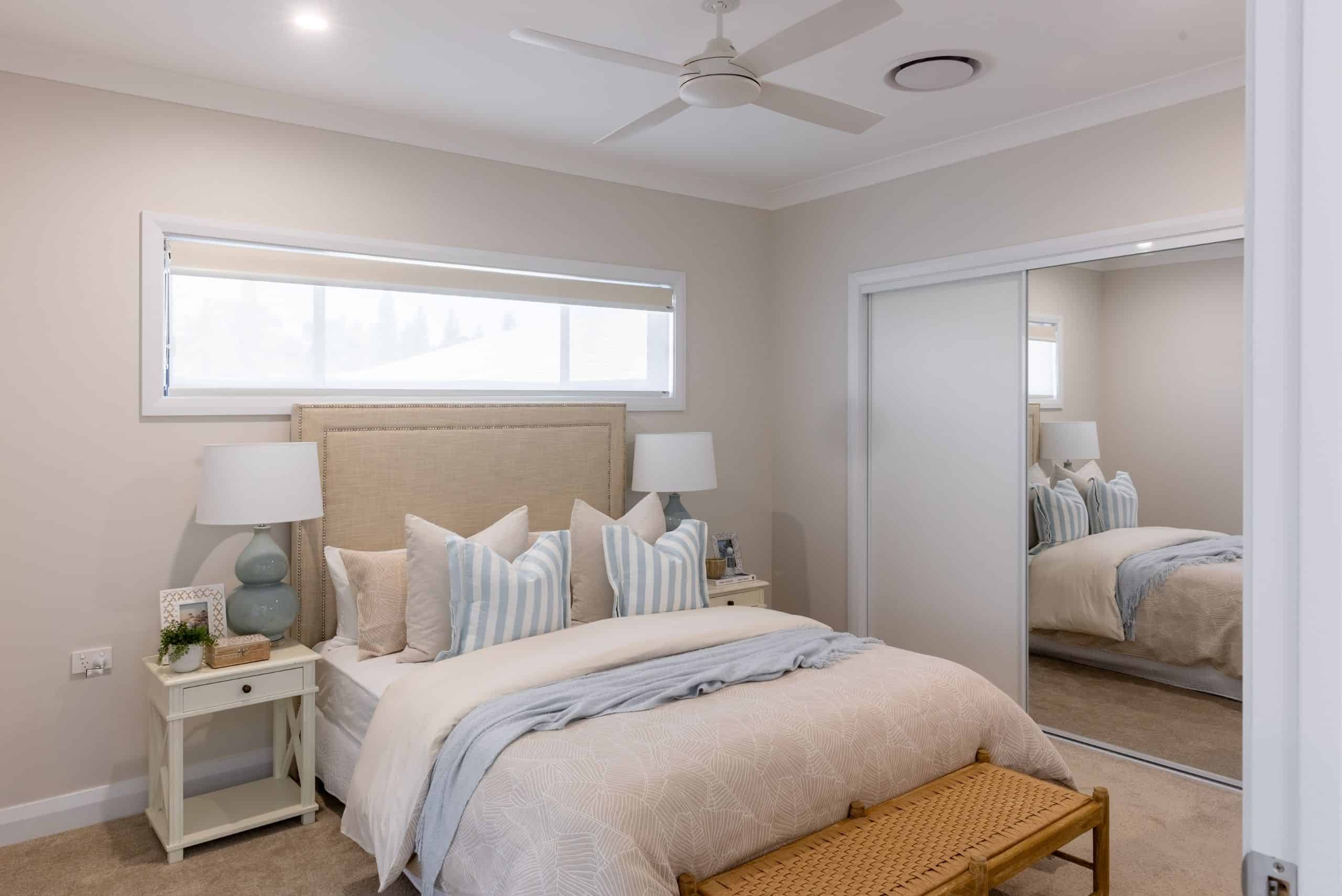 Oak Tree Retirement Village_Taylor Street__Villa 16_Bedroom_Website 2560x1709 (4)