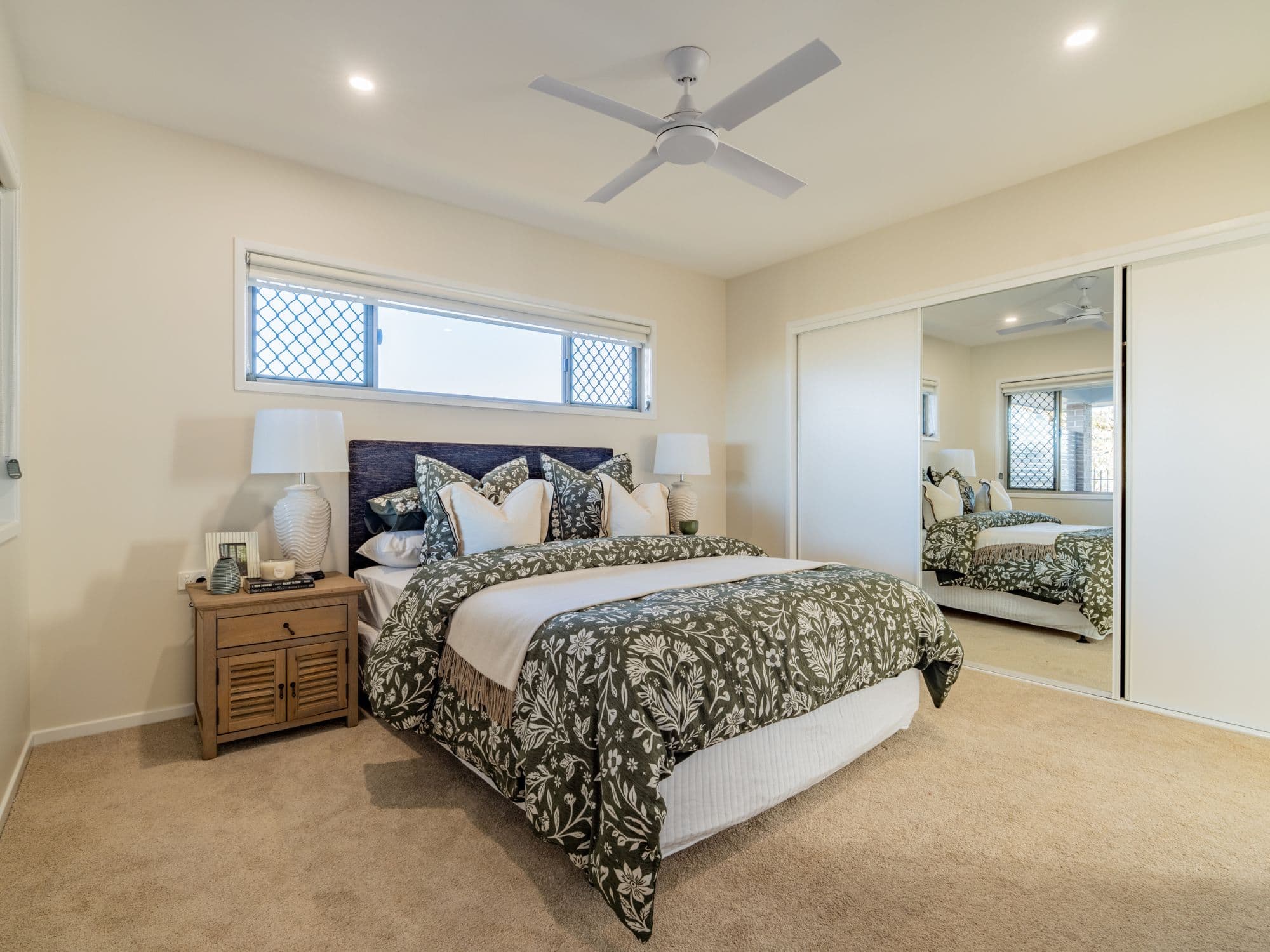 Oak Tree Retirement Villages_Darling Heights_Winifield_Villa 14_Bedroom