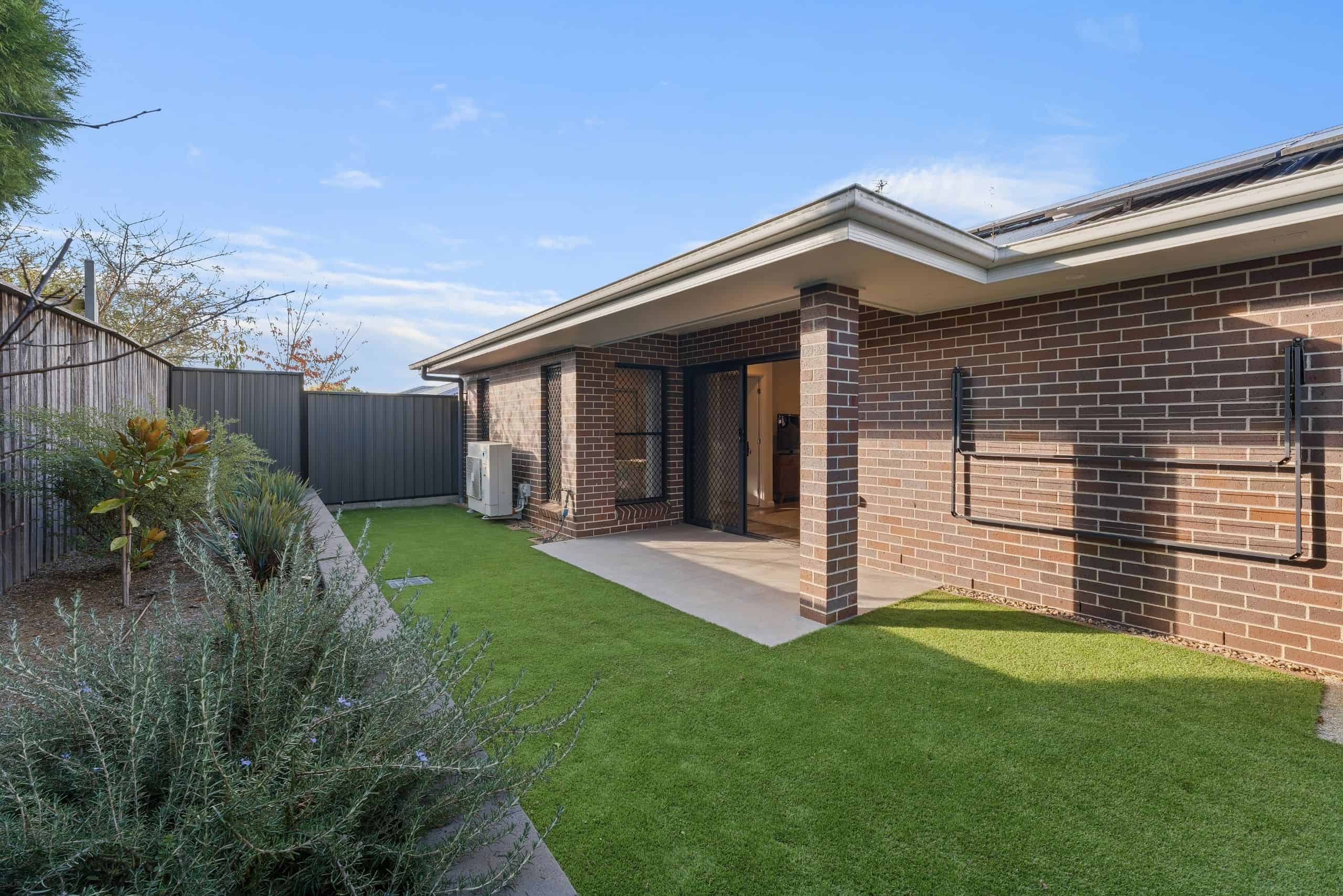 Oak Tree Retirement Villages_Moss Vale_Villa 8_backyard
