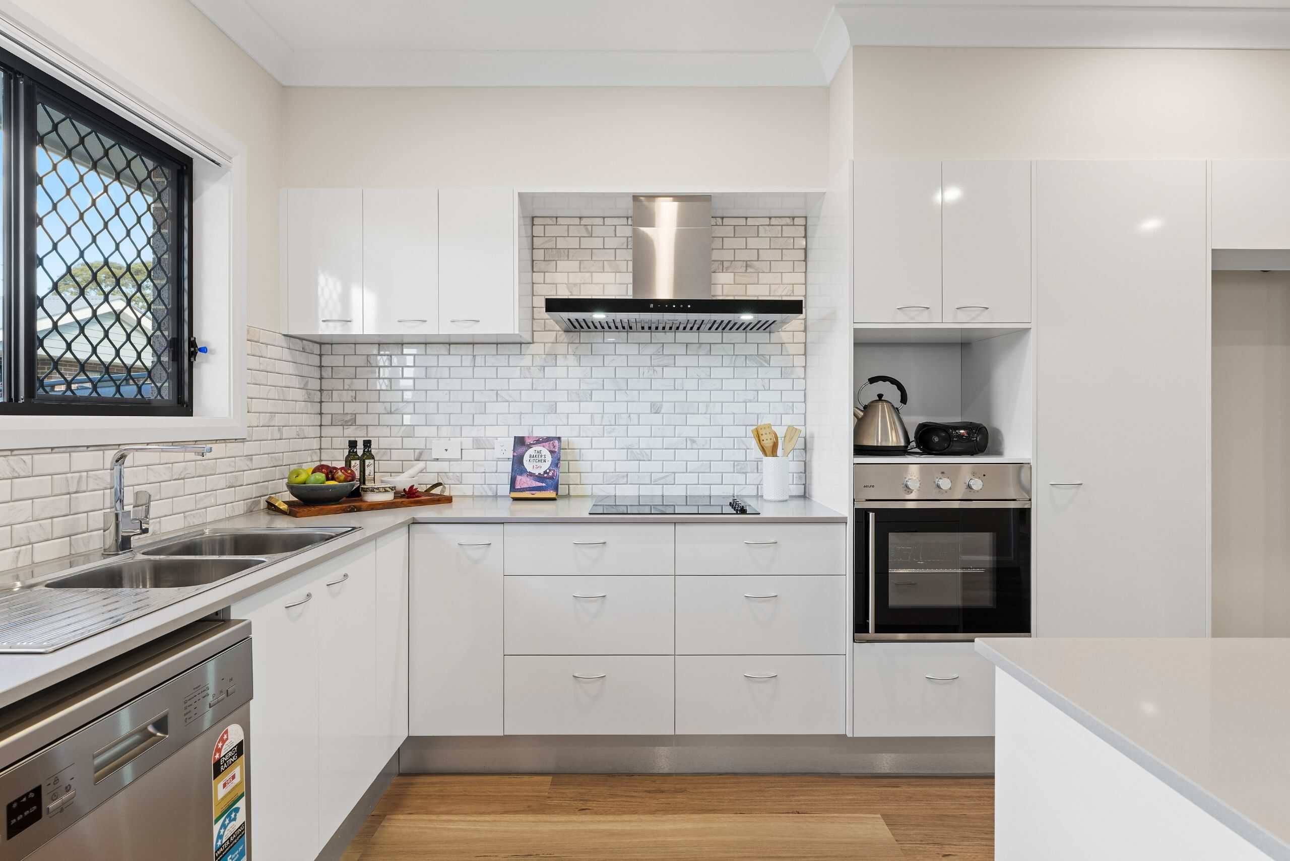 Oak Tree Retirement Villages_Moss Vale_Villa 8_kitchen (2)