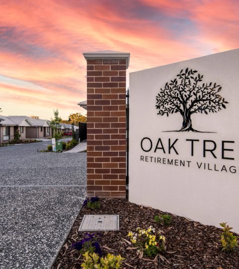 Entrance to Oak Tree Retirement Village Kanwal