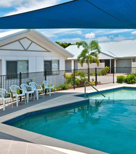 Oak Tree Retirement Village_Cairns_Pool_2560x1709