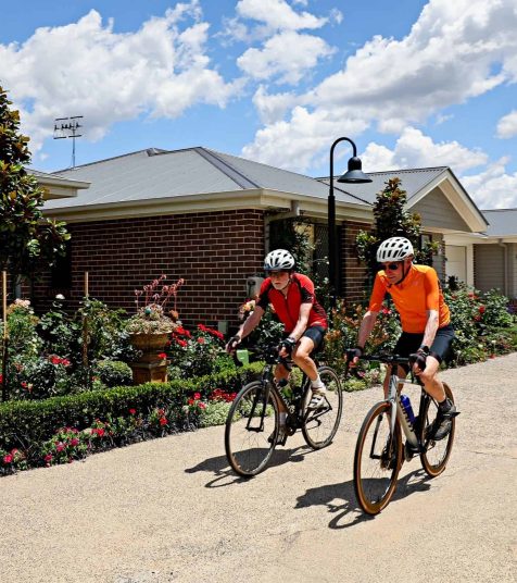 Oak Tree Retirement Village_Mudgee_Lifestyle 3_Website 2560x1709